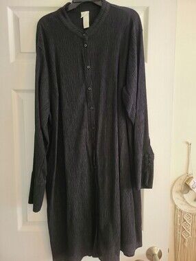 H&M Black Textured Button-Front Long Shirt Dress